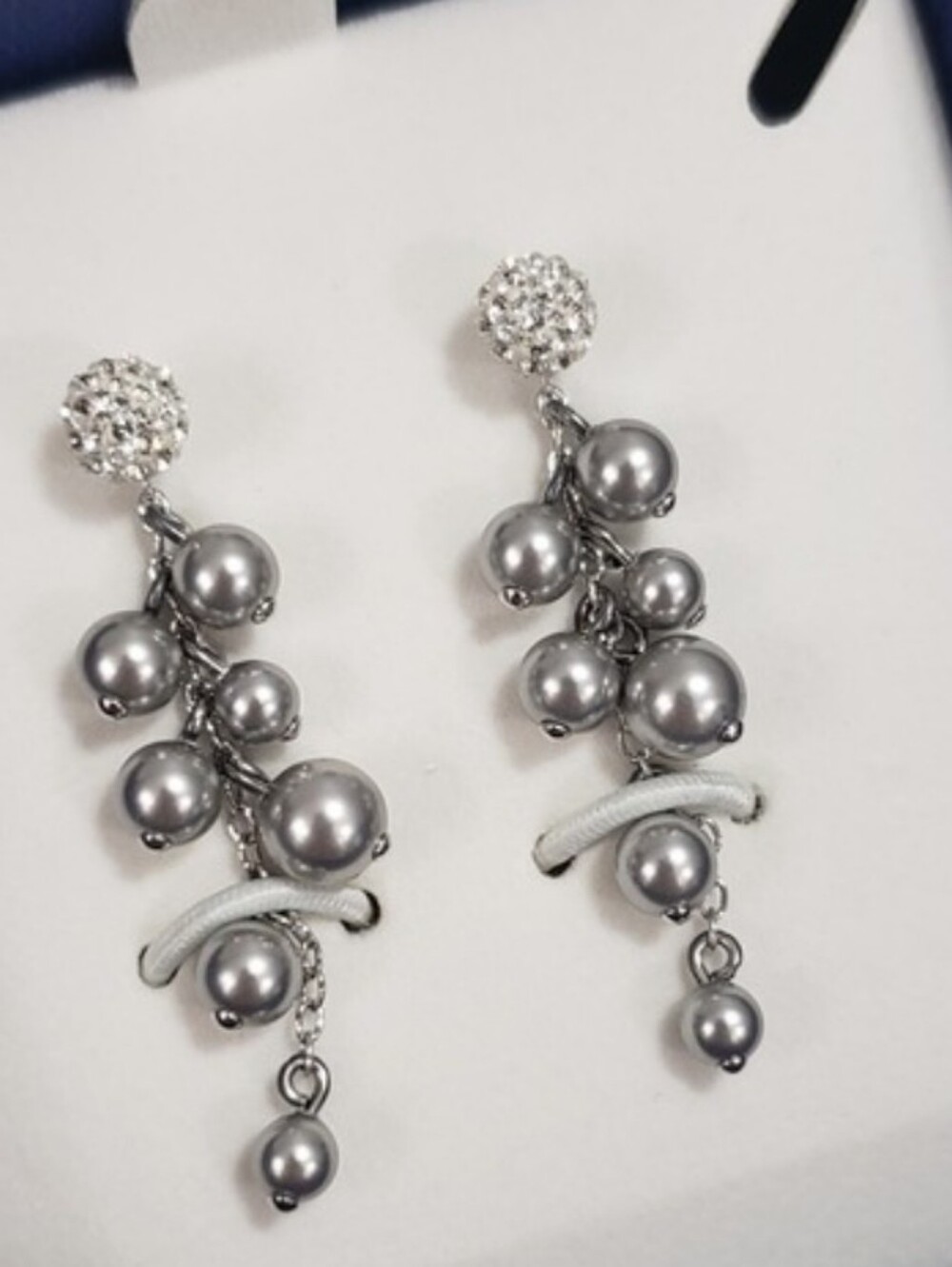 NWT Swan Signed SWAROVSKI Rumor Earrings   long dangle cluster balls